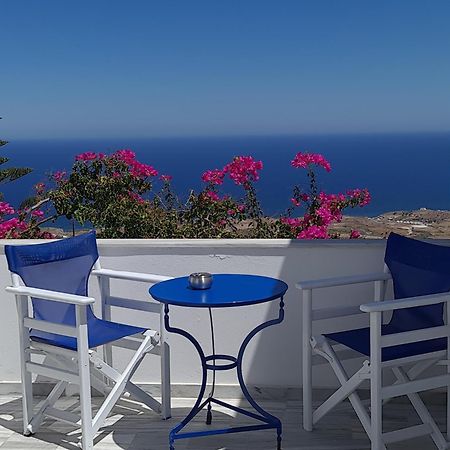 אימרוביגלי Phaos Santorini Suites מראה חיצוני תמונה
