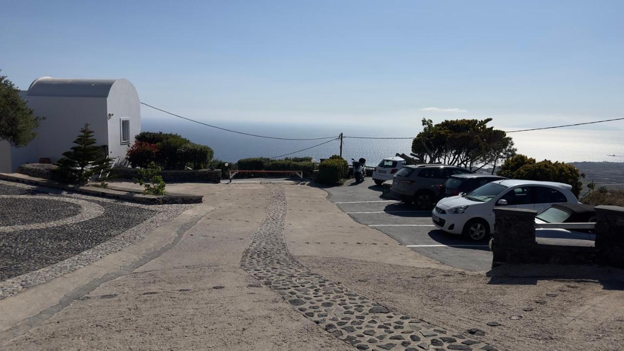 אימרוביגלי Phaos Santorini Suites מראה חיצוני תמונה