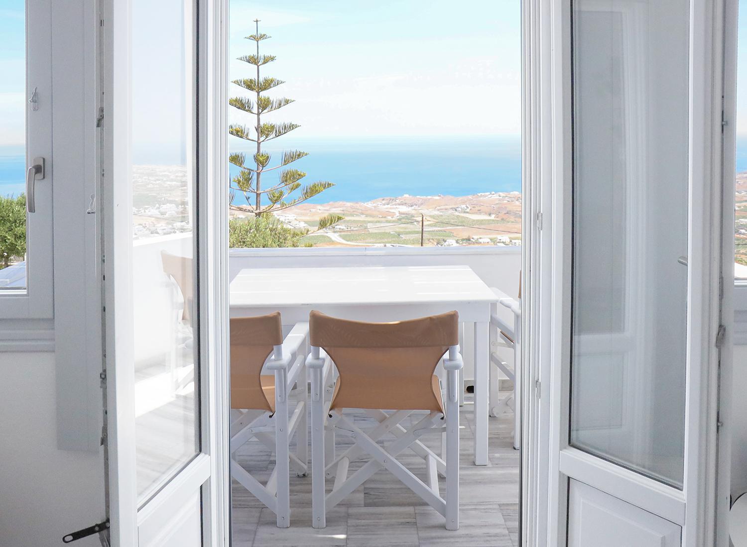 אימרוביגלי Phaos Santorini Suites מראה חיצוני תמונה